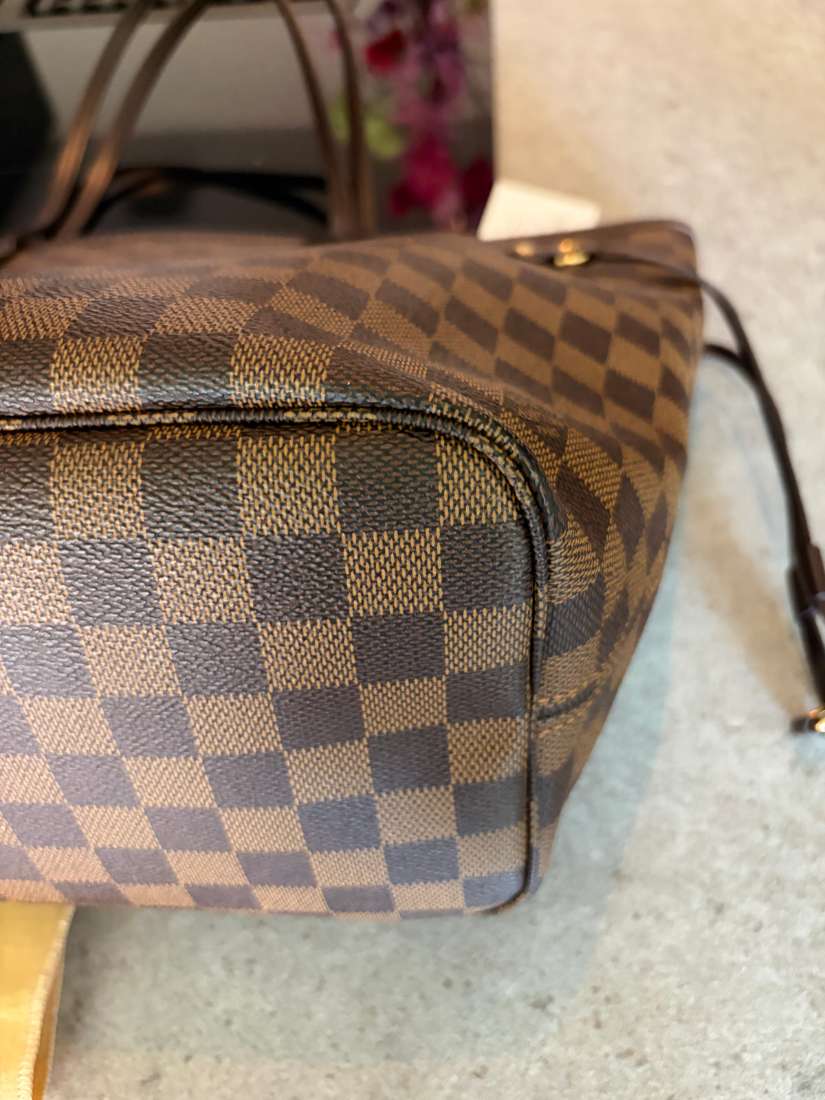 Louis Vuitton Neverfull MM Damier Ebene, detail view 12