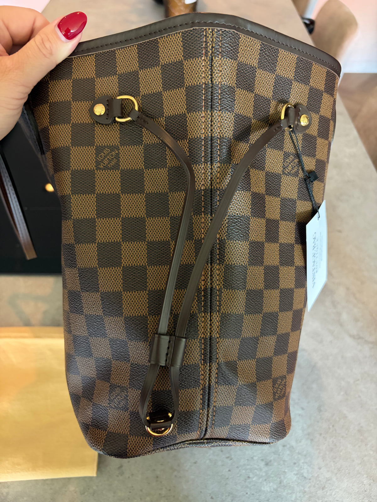 Louis Vuitton Neverfull MM Damier Ebene, detail view 9