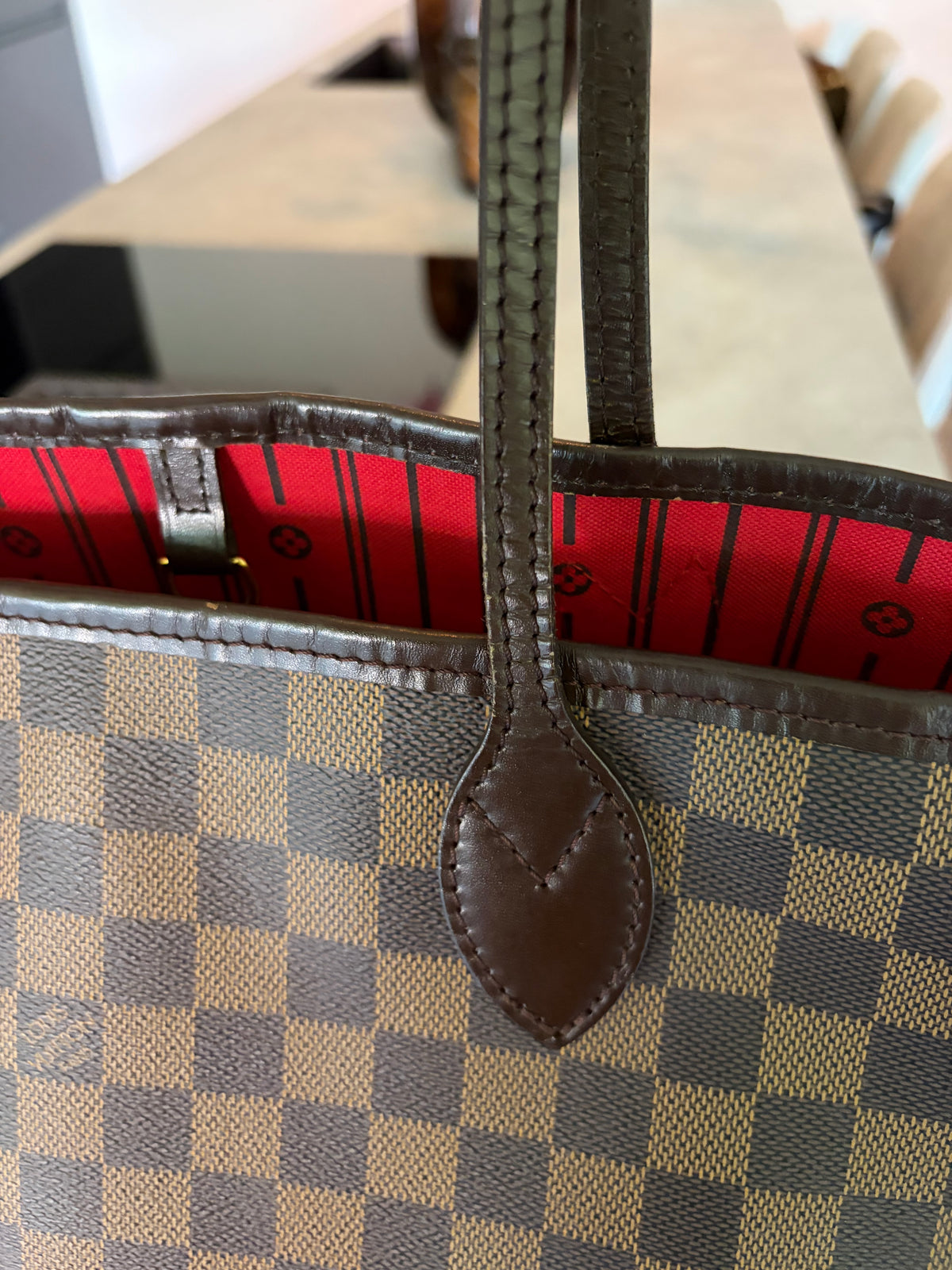 Louis Vuitton Neverfull MM Damier Ebene, detail view 10