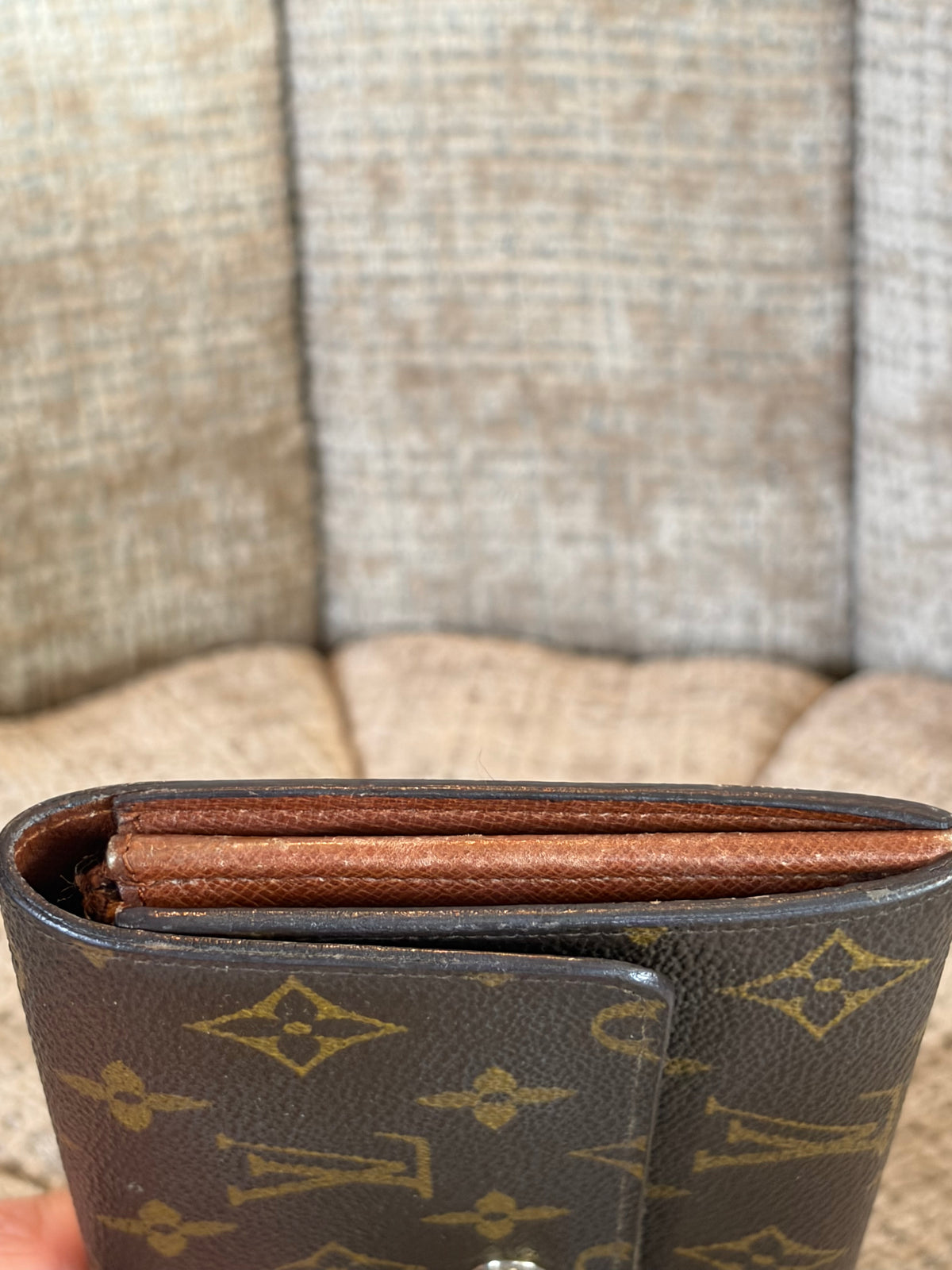 Louis Vuitton Sarah Wallet Monogram canvas, interior view