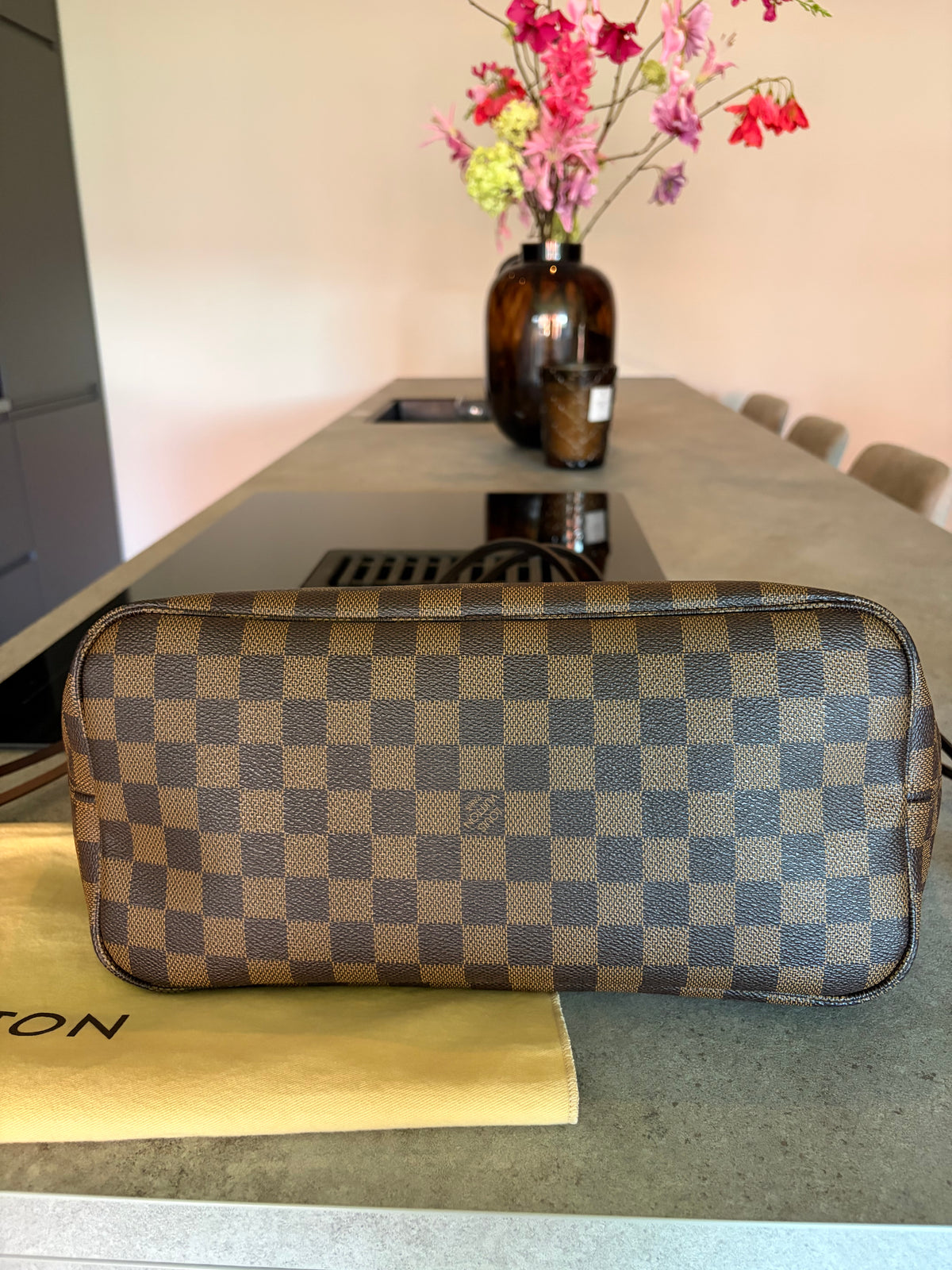 Louis Vuitton Neverfull MM Damier Ebene, detail view 14