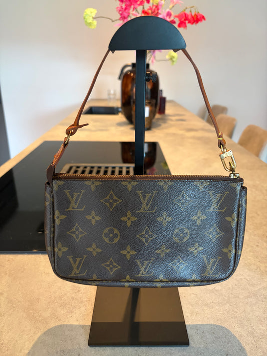 Louis Vuitton Pochette Accessoires Monogram canvas, front view