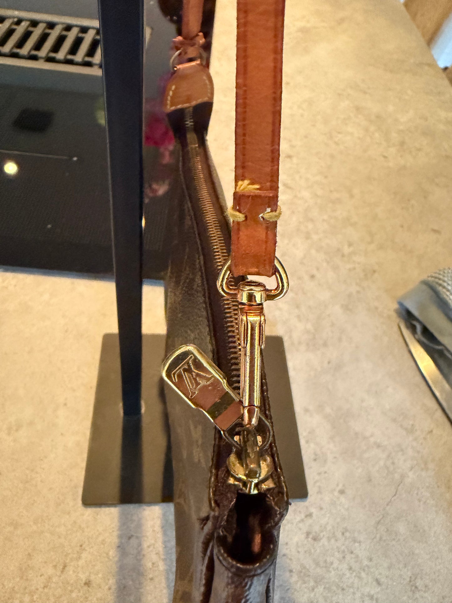 Louis Vuitton Pochette Accessoires Monogram canvas, back view